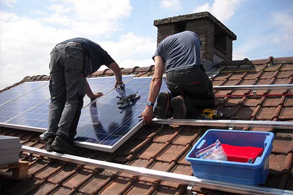 Solution énergétique pour maison individuelle (solaire, isolation, chauffage)